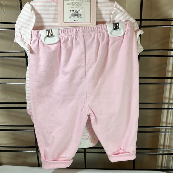 NWT Bright Future 4 Pc Pant & Onsie Set 2 Short Sleeve Tops, 1 Pair Pants, 1 Bib - Picture 3 of 6